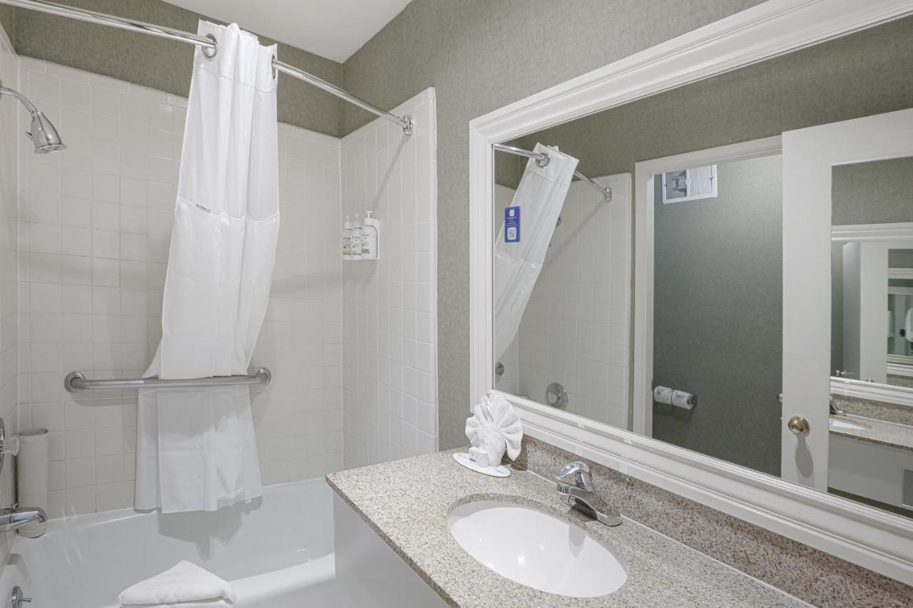 Ramada By Wyndham Costa Mesa/newport Hotel 3*